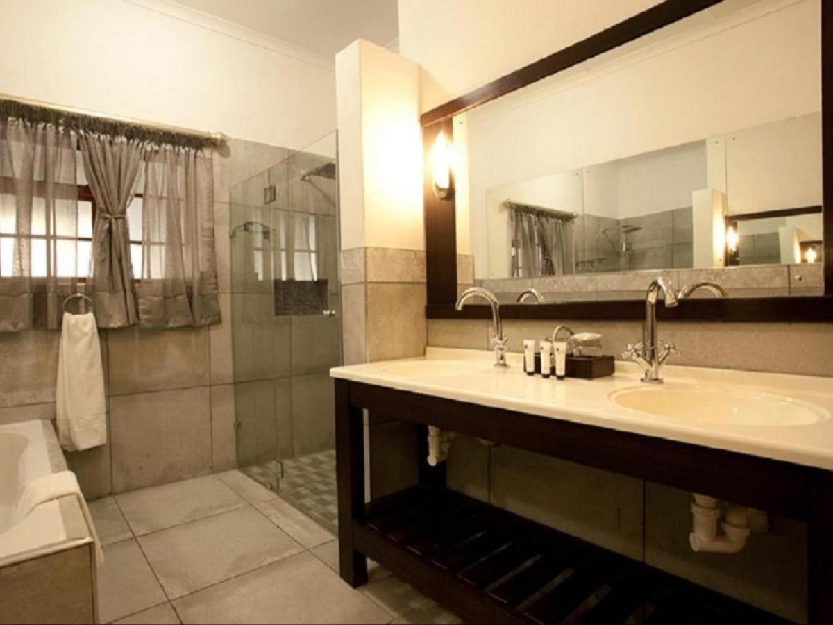 Kronenhoff Guesthouse Kirkwood Екстериор снимка